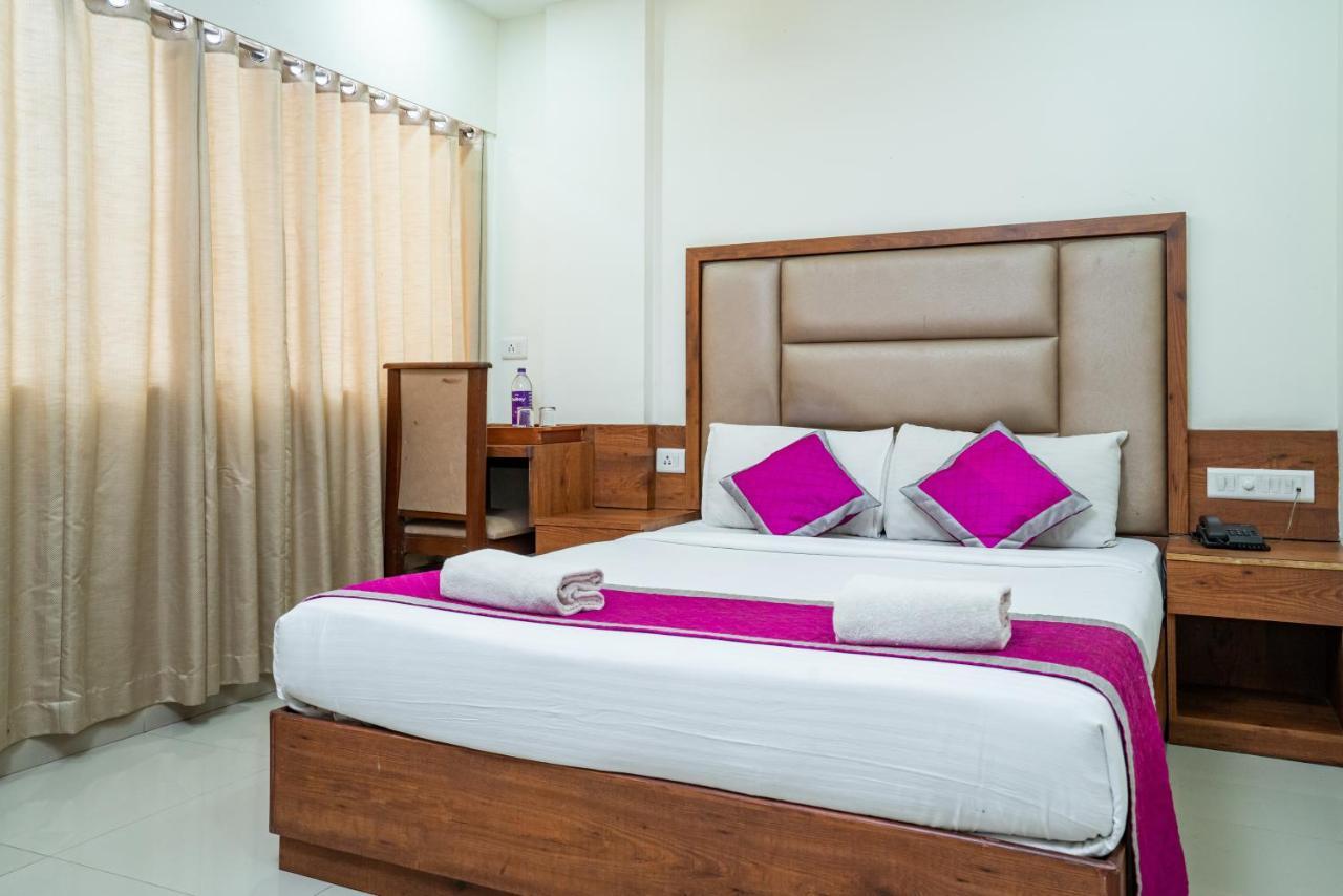 Nexstay Crystal Residency Kozhikode Dış mekan fotoğraf