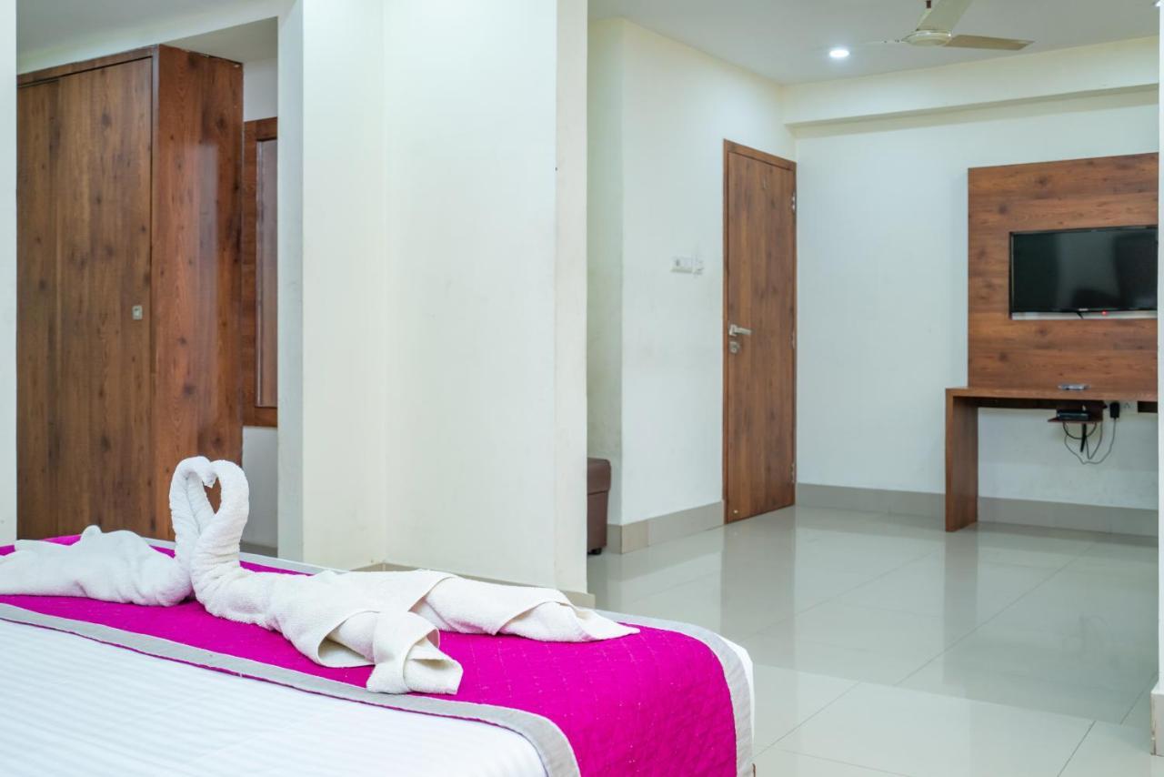 Nexstay Crystal Residency Kozhikode Dış mekan fotoğraf